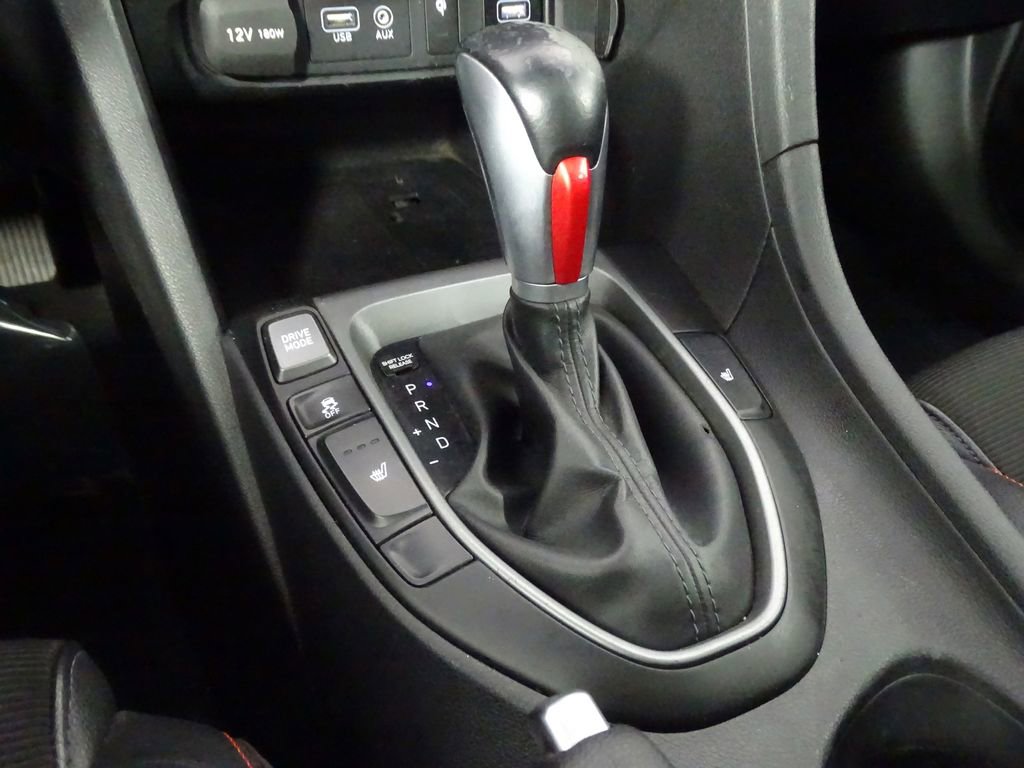 Used 2019 Hyundai Veloster 2.0 Premium image 35