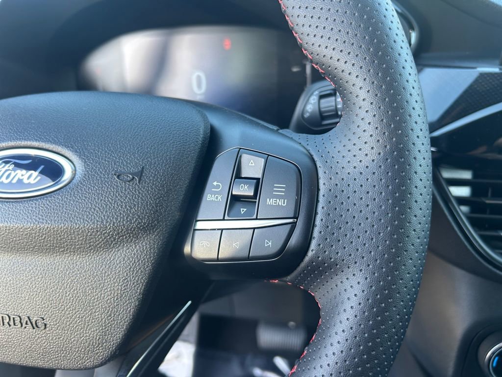Used 2025 Ford Escape ST-Line AWD/4WD image 18