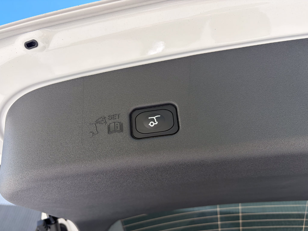 New 2026 Lincoln Nautilus Reserve AWD/4WD image 21