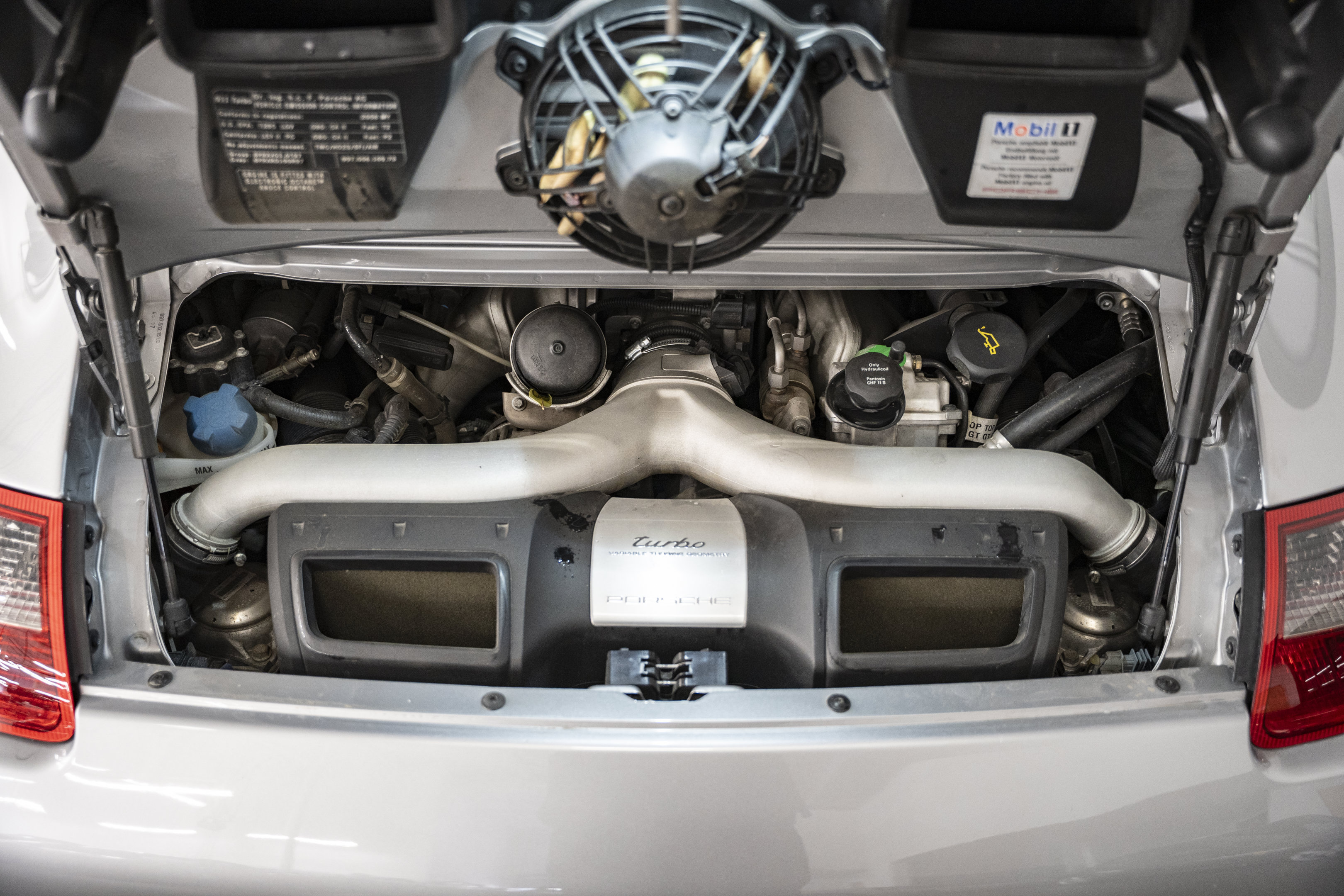 Used 2008 Porsche 911 Turbo AWD/4WD image 49