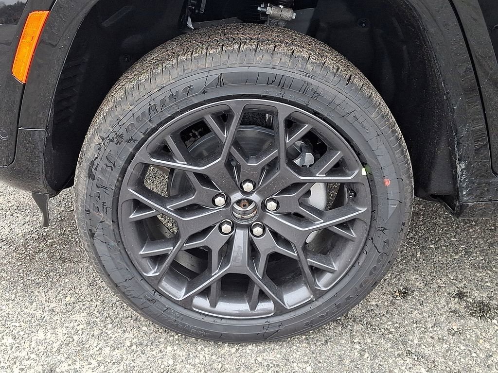 New 2026 Jeep Grand Cherokee L Summit image 19