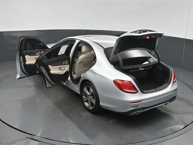 Used 2017 Mercedes-Benz E 300 4MATIC image 62