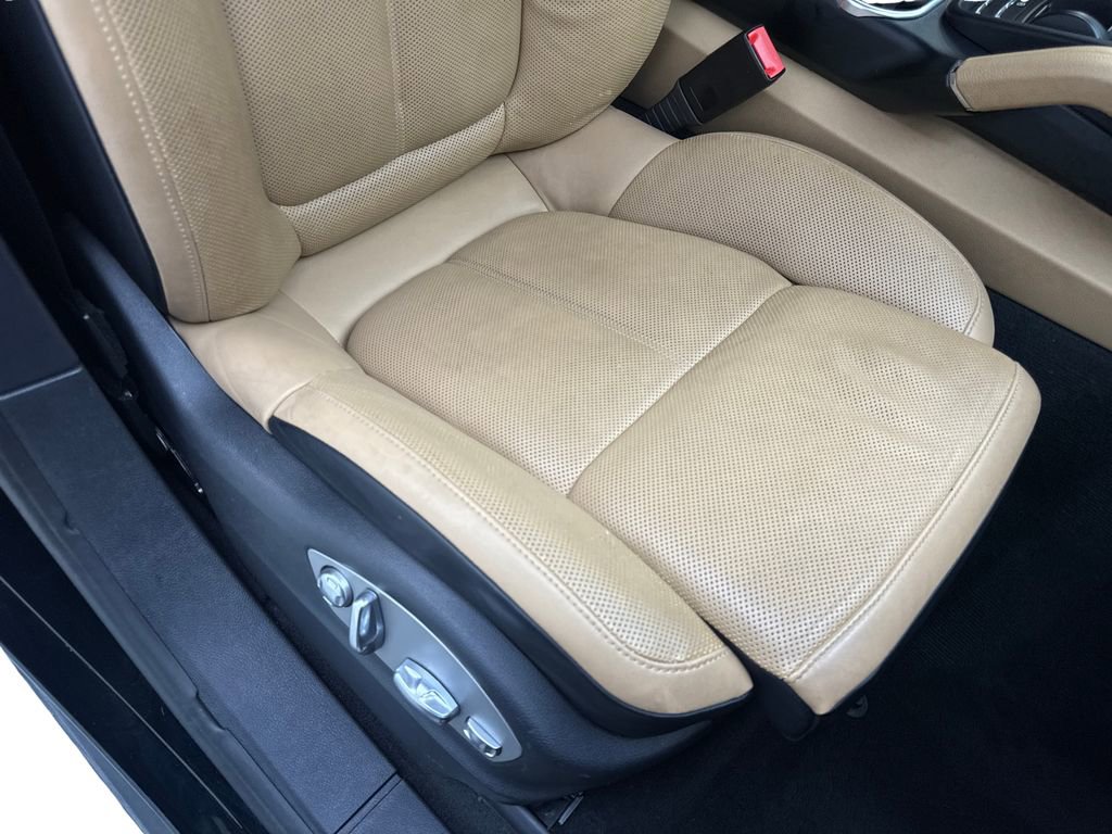 Used 2016 Porsche Cayenne image 45