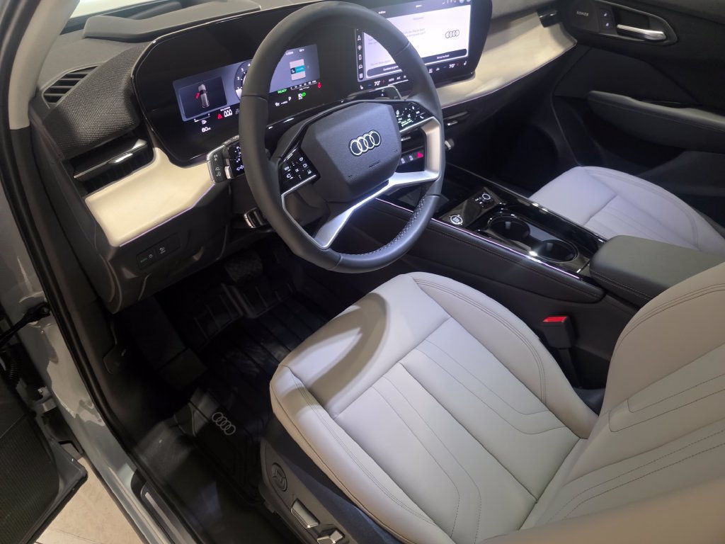 New 2026 Audi Q3 quattro 2.0T AWD/4WD image 19