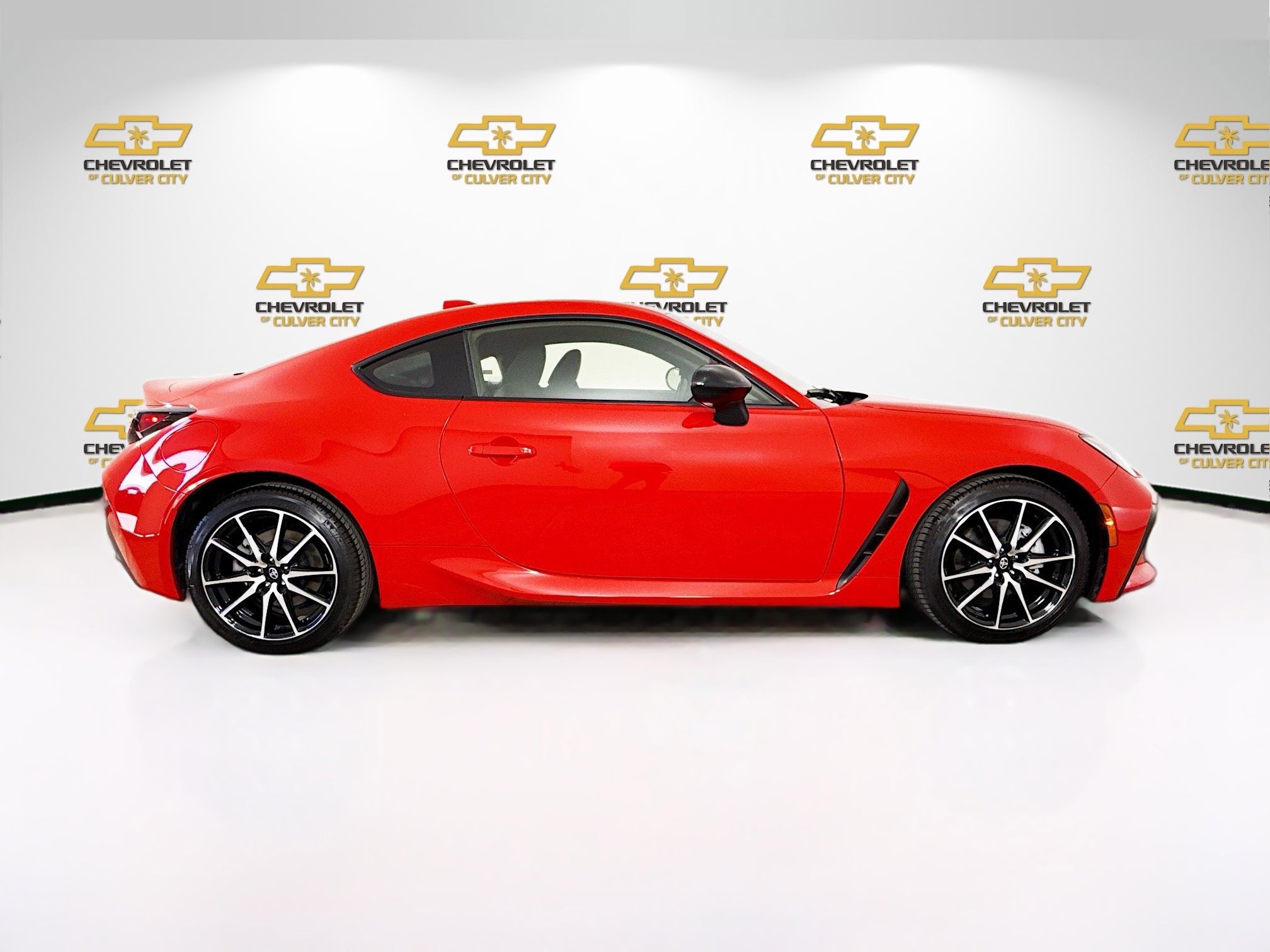 Used 2023 Toyota GR86 w/ ALL Weather Mat Package (TMS) image 8