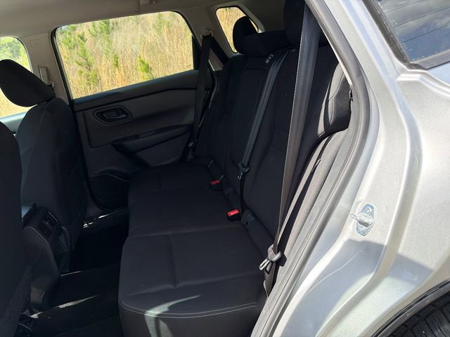 Used 2024 Nissan Rogue S image 20