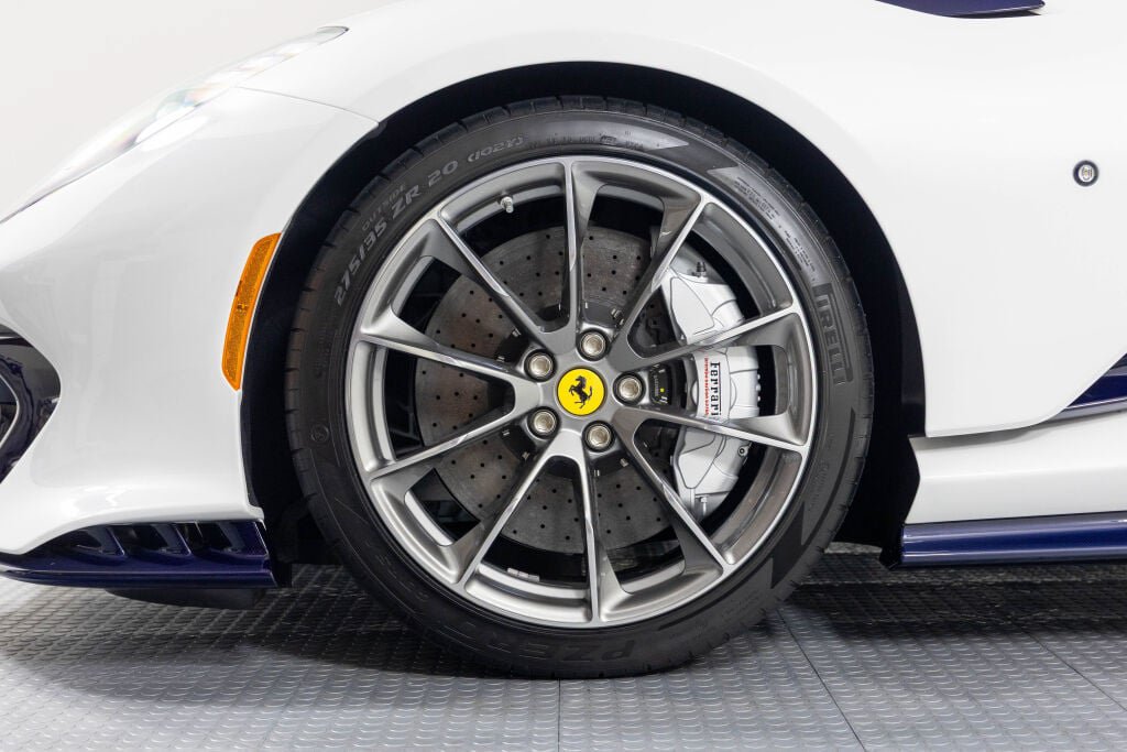 Used 2023 Ferrari 812 Competizione RWD image 19