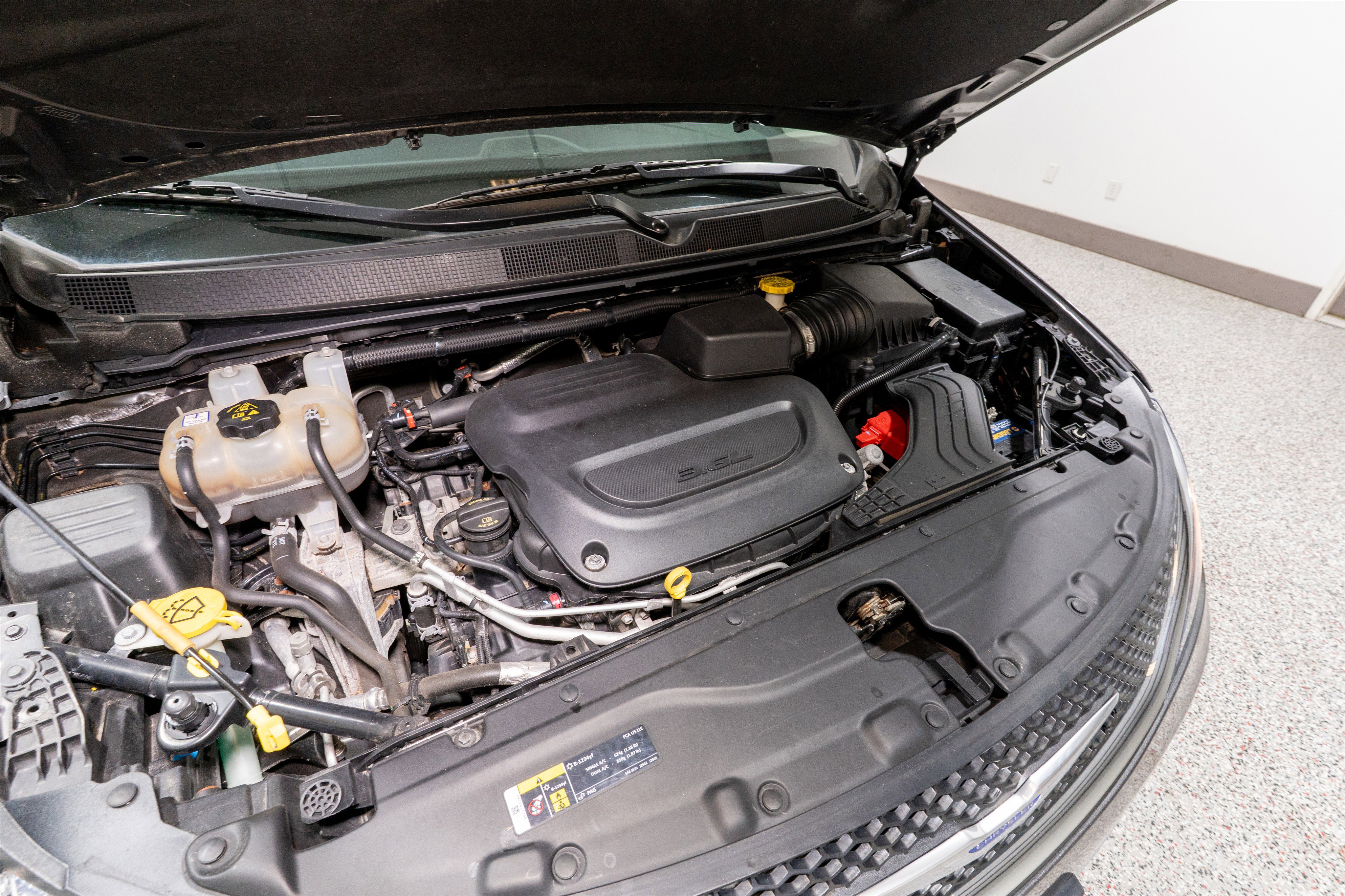 Used 2020 Chrysler Pacifica Touring-L image 31