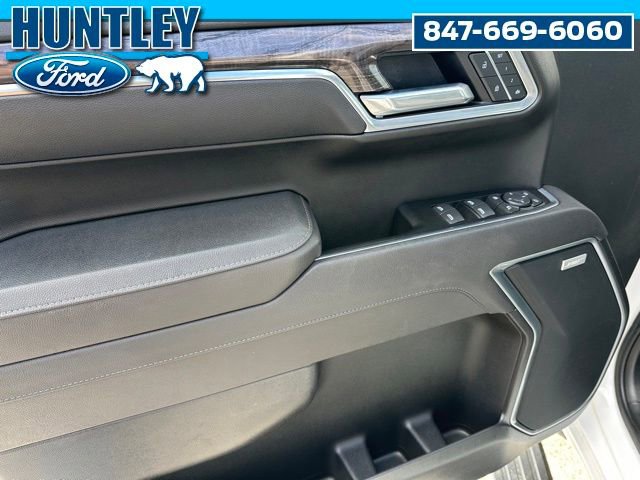 Used 2025 Chevrolet Silverado 1500 LTZ w/ Technology Package image 18