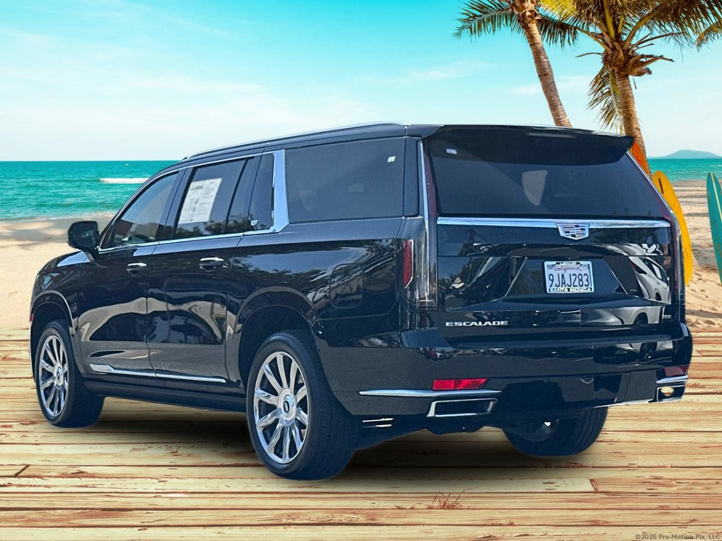 Used 2024 Cadillac Escalade ESV Premium Luxury Platinum AWD/4WD image 4