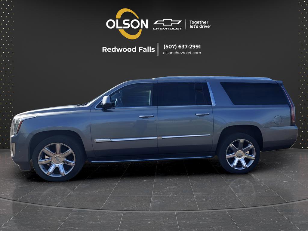 Used 2020 Cadillac Escalade ESV Luxury AWD/4WD image 2