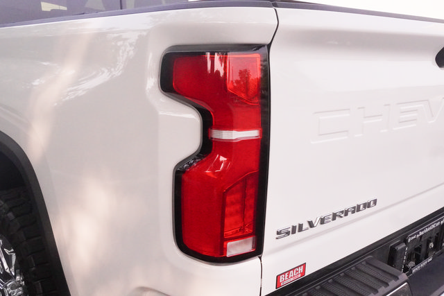 Used 2025 Chevrolet Silverado 2500 LTZ w/ LTZ Convenience Package AWD/4WD image 32