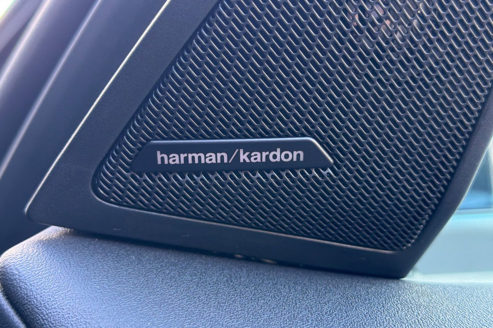 Used 2025 BMW X3 xDrive30i w/ Premium Package image 23