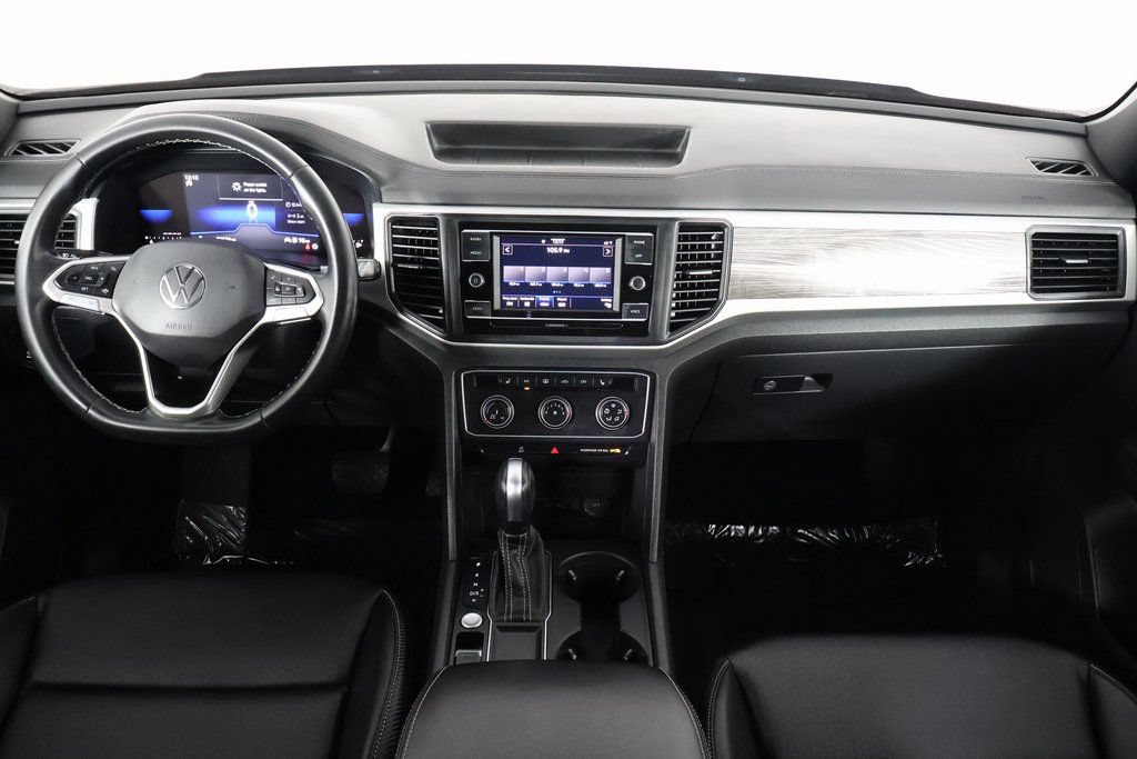 Used 2022 Volkswagen Atlas Cross Sport SE FWD image 8