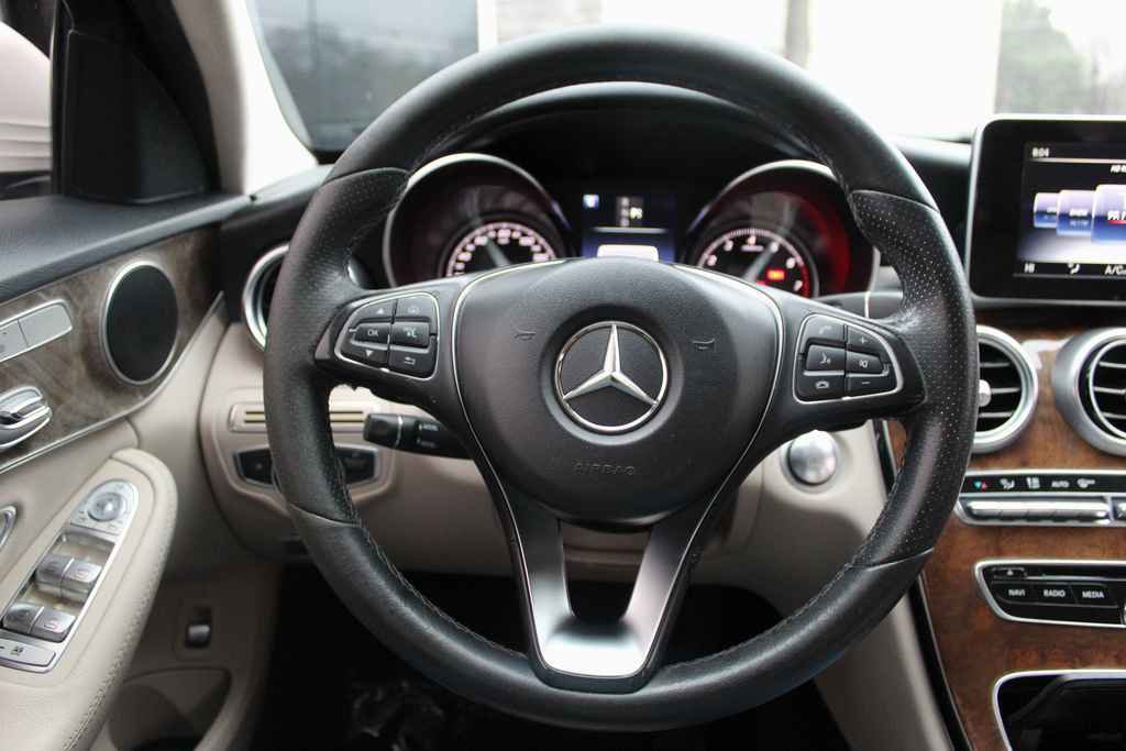 Used 2017 Mercedes-Benz C 300 Sedan image 15