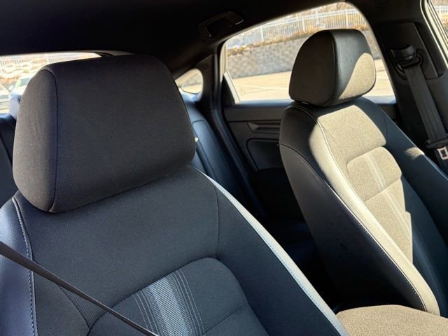 Used 2025 Honda Civic Sport image 28