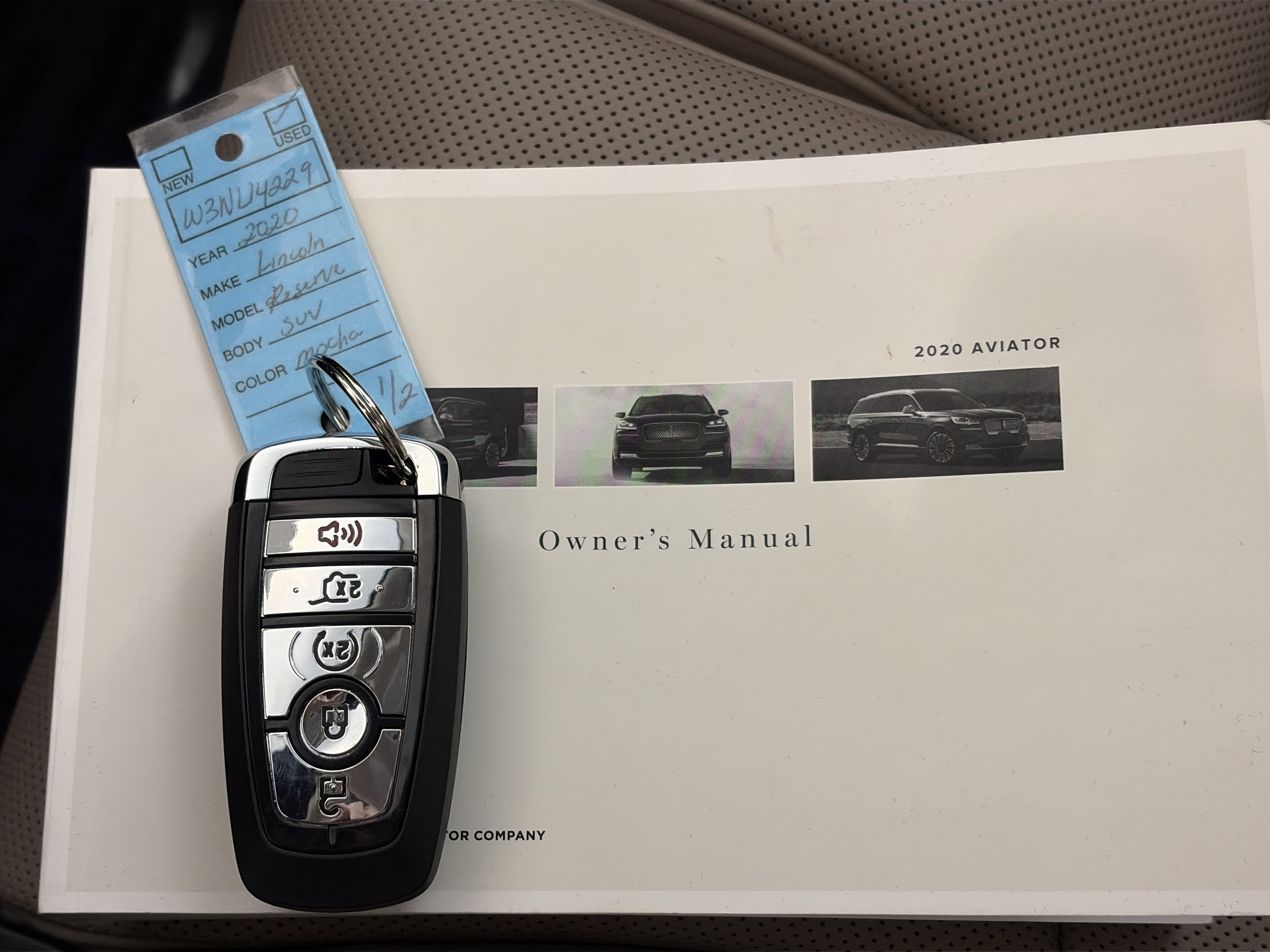 Used 2020 Lincoln Aviator Reserve w/ Equipment Group 201A image 37