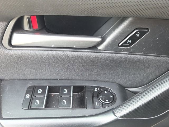 Used 2025 MAZDA CX-50 2.5 Hybrid w/ Preferred Pkg image 22