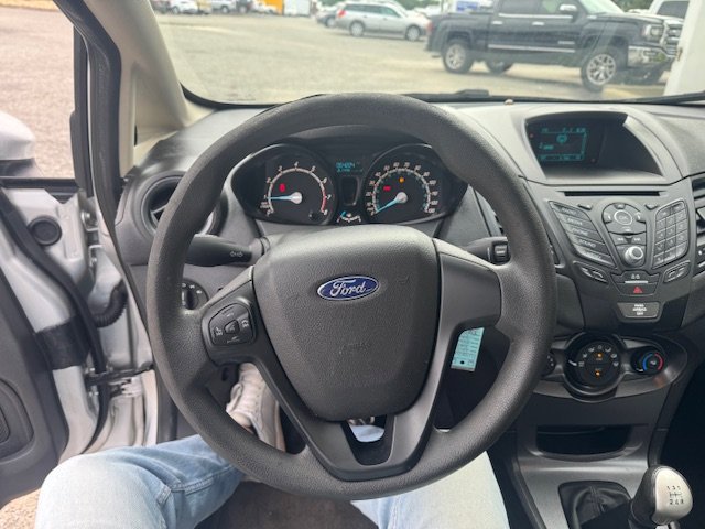 Used 2017 Ford Fiesta S image 13