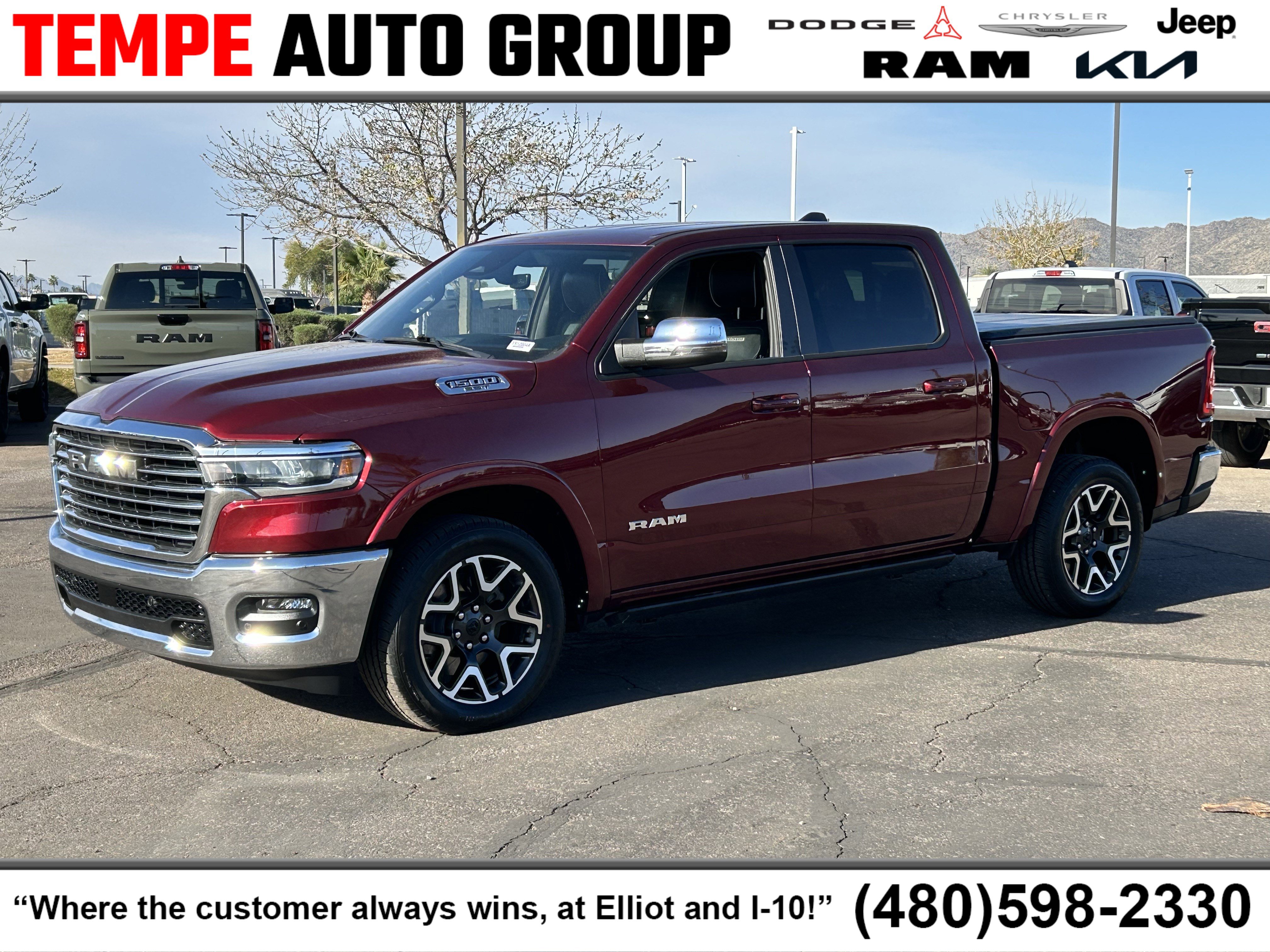 Used 2025 RAM 1500 Laramie AWD/4WD image 1