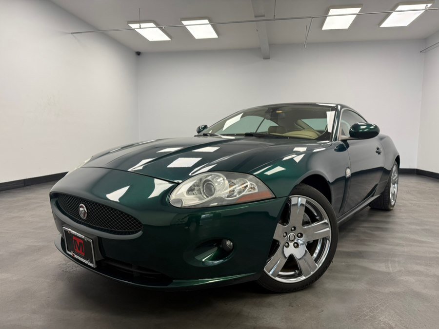 Used 2008 Jaguar XK Coupe RWD image 2