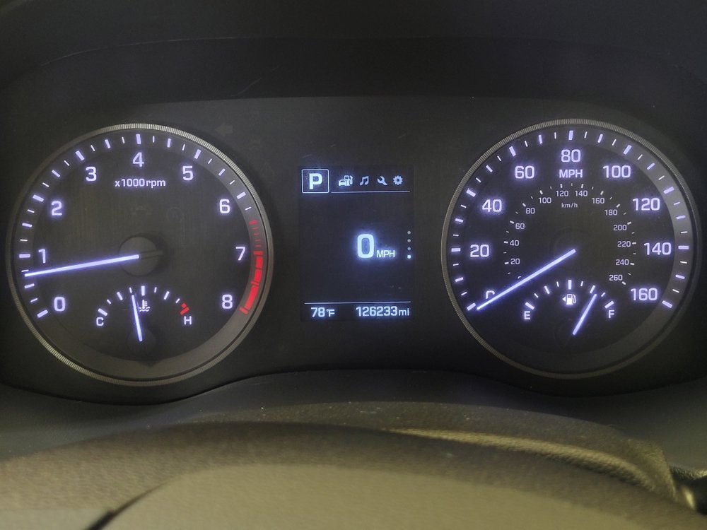 Used 2016 Hyundai Tucson SE w/ Option Group 02 FWD image 23