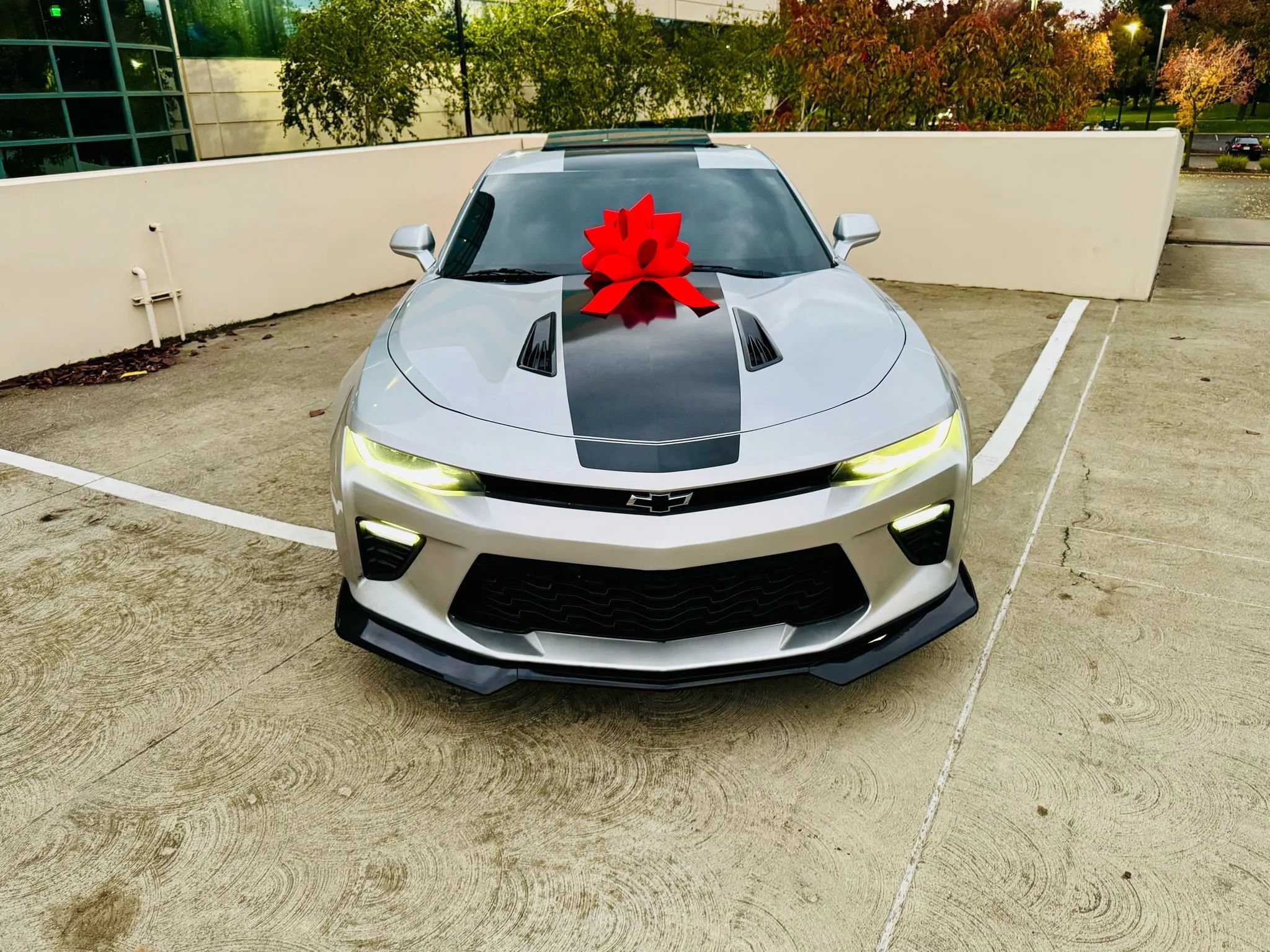 Used 2016 Chevrolet Camaro SS RWD image 8