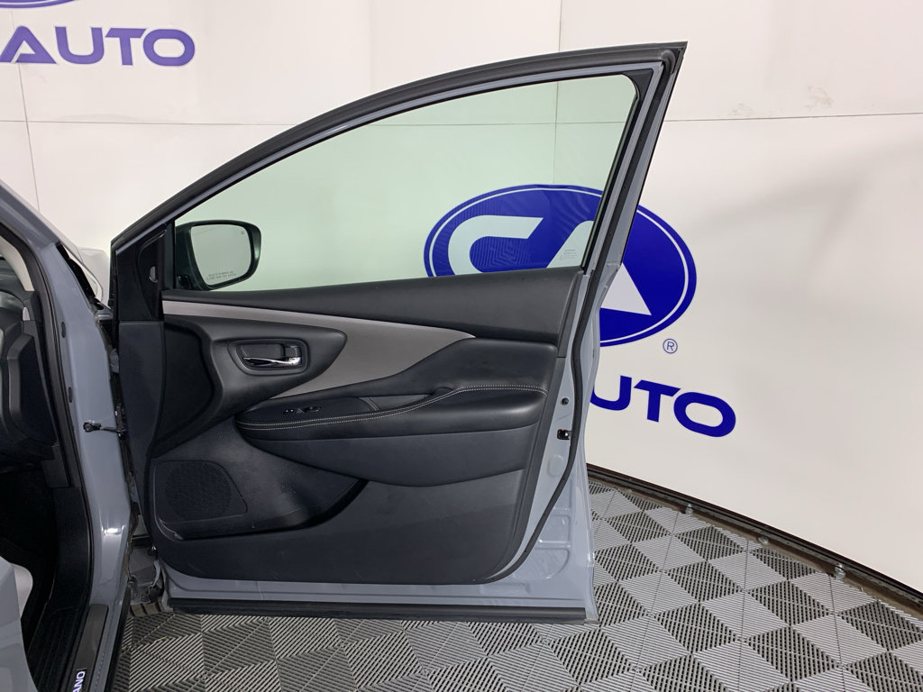 Used 2024 Nissan Murano SV w/ SV Midnight Edition Package image 39