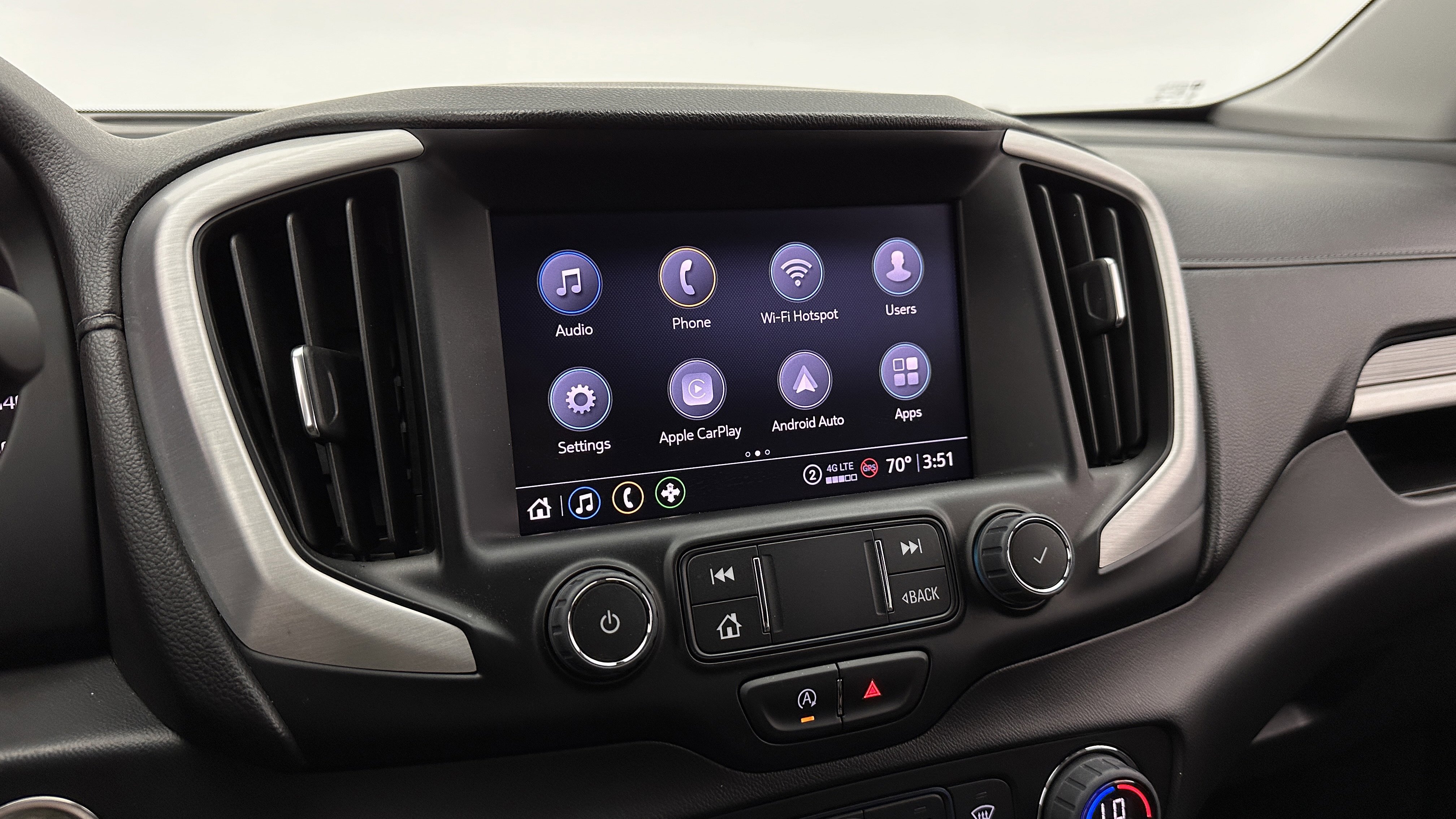 Used 2022 GMC Terrain SLT image 19