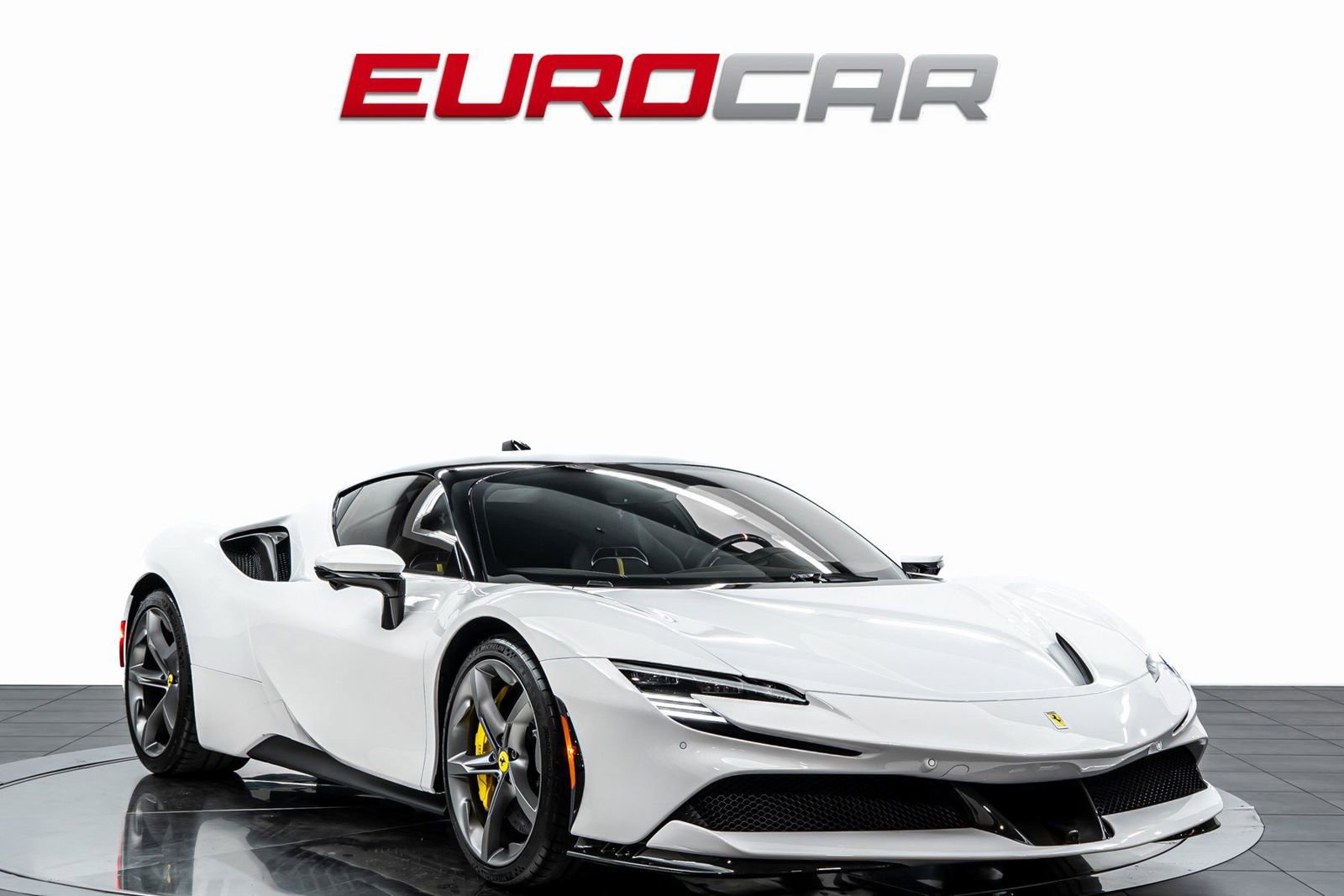 Used 2022 Ferrari SF90 Stradale AWD/4WD image 7