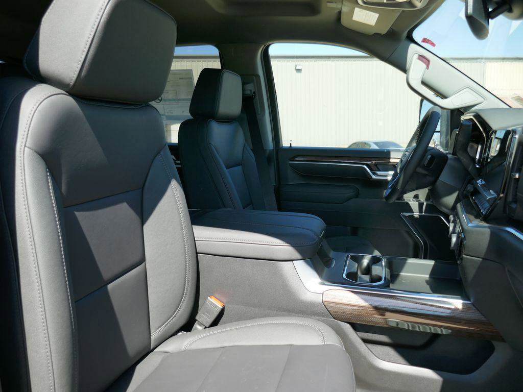 New 2026 Chevrolet Silverado 2500 LT image 11