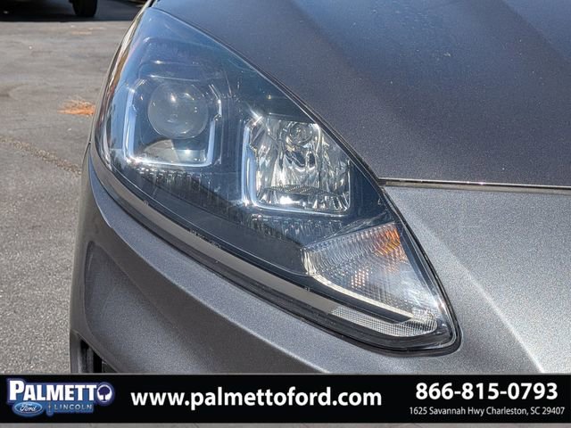Used 2021 Ford Escape SE w/ SE Sport Appearance Package image 10