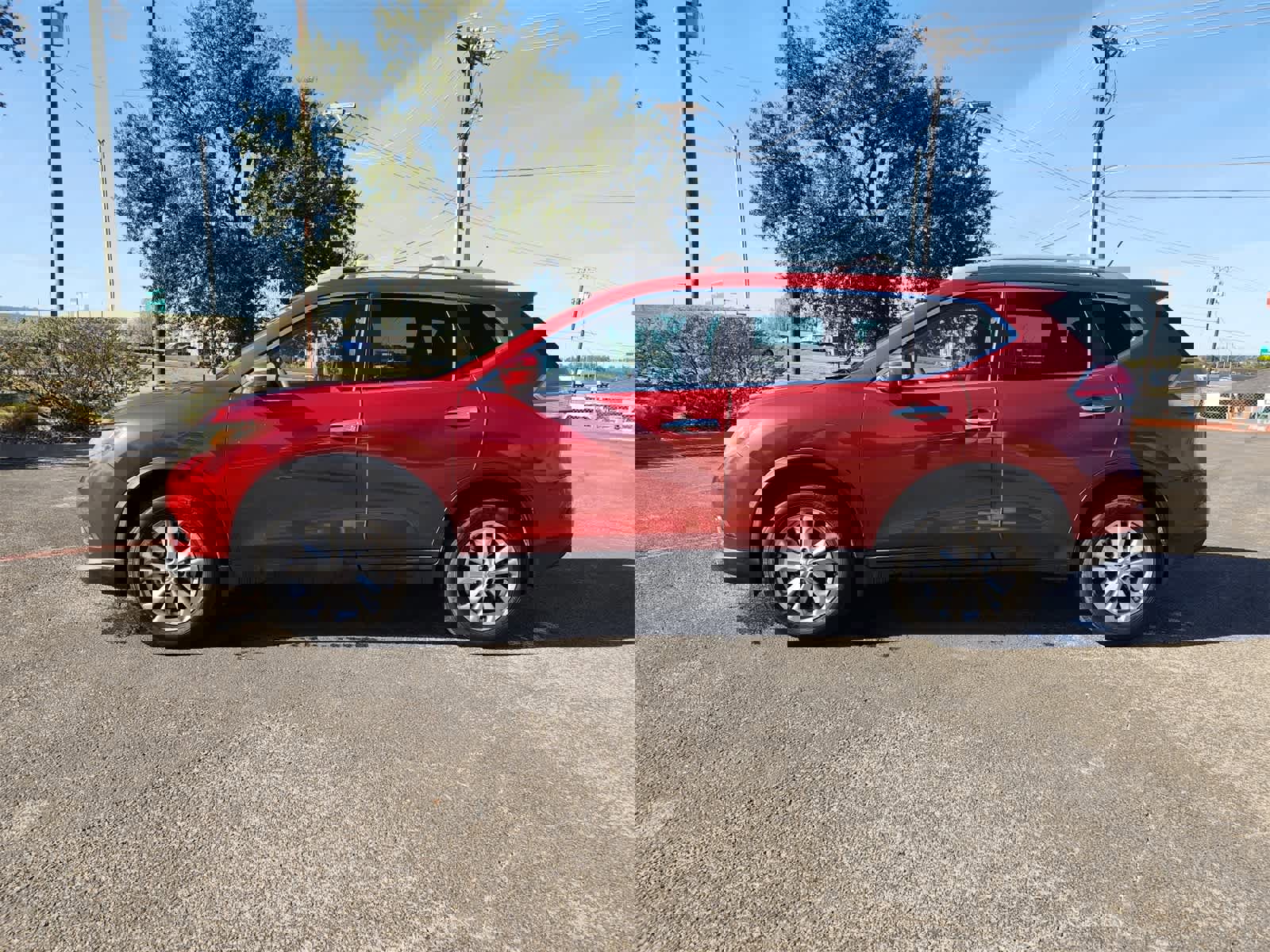 Used 2014 Nissan Rogue SV w/ SV Premium Package image 4