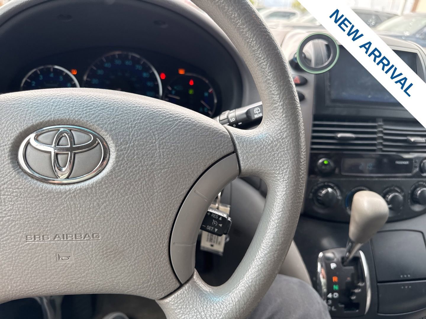 Used 2008 Toyota Sienna CE image 21