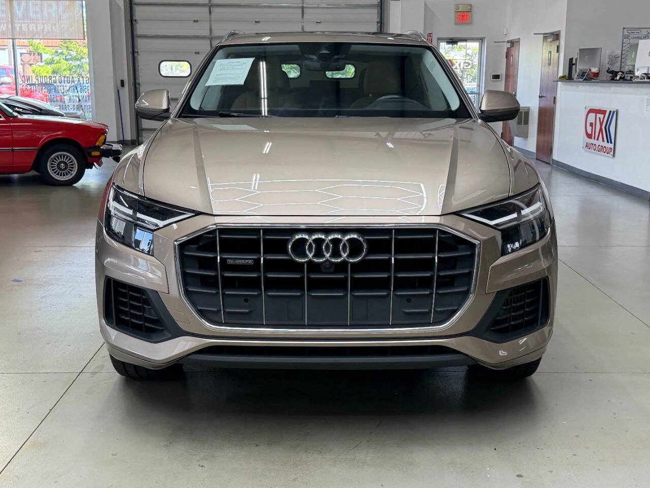 Used 2019 Audi Q8 Premium Plus w/ Premium Plus AWD/4WD image 6