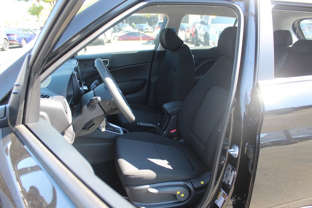 New 2026 Hyundai Venue SE FWD image 12