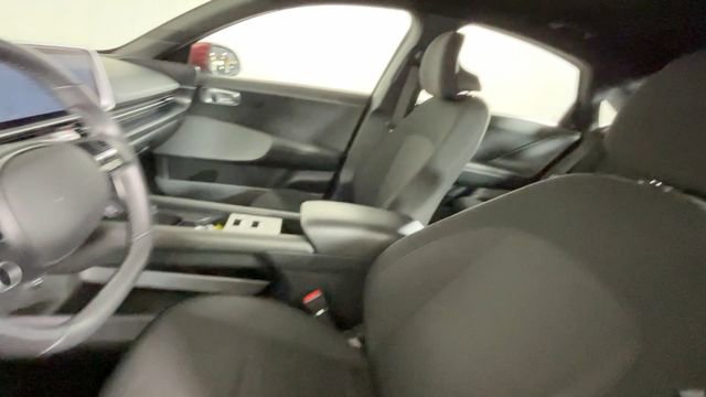 Used 2024 Hyundai Ioniq 6 SE RWD image 27