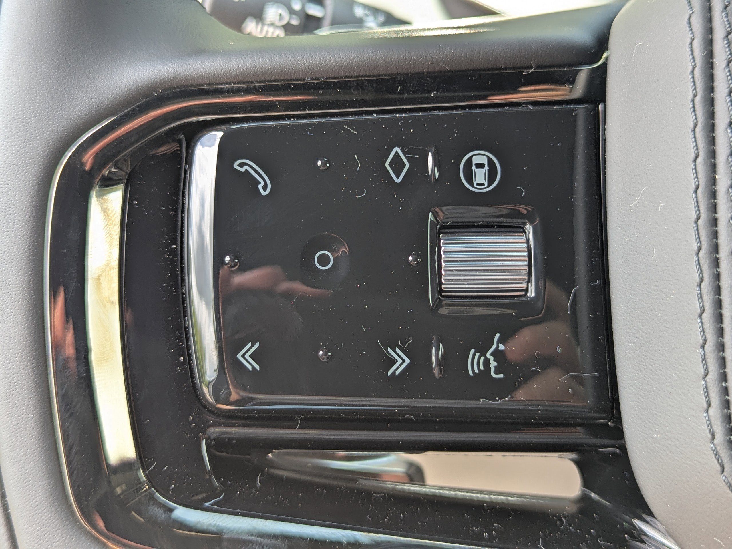 New 2025 Land Rover Range Rover Sport Dynamic SE image 29