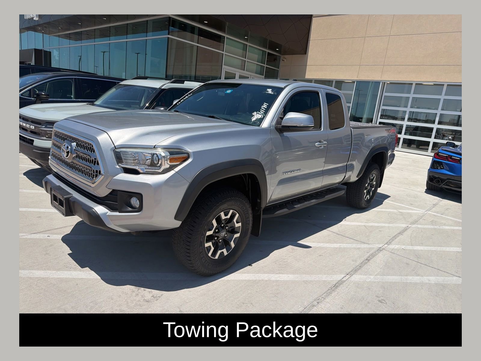 Used 2016 Toyota Tacoma TRD Off-Road w/ Towing Package AWD/4WD image 1