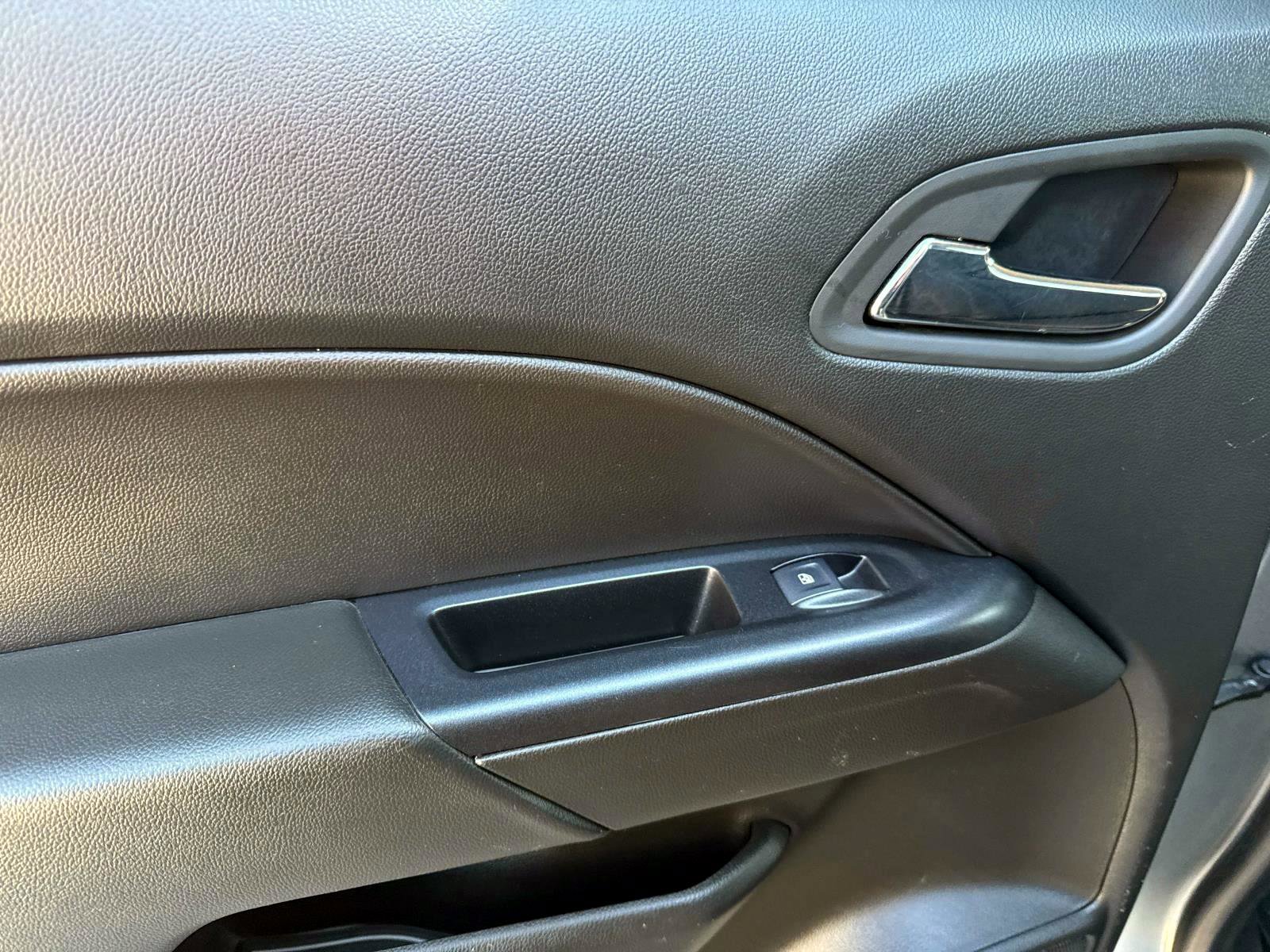 Used 2020 Chevrolet Colorado LT w/ LT Convenience Package image 9