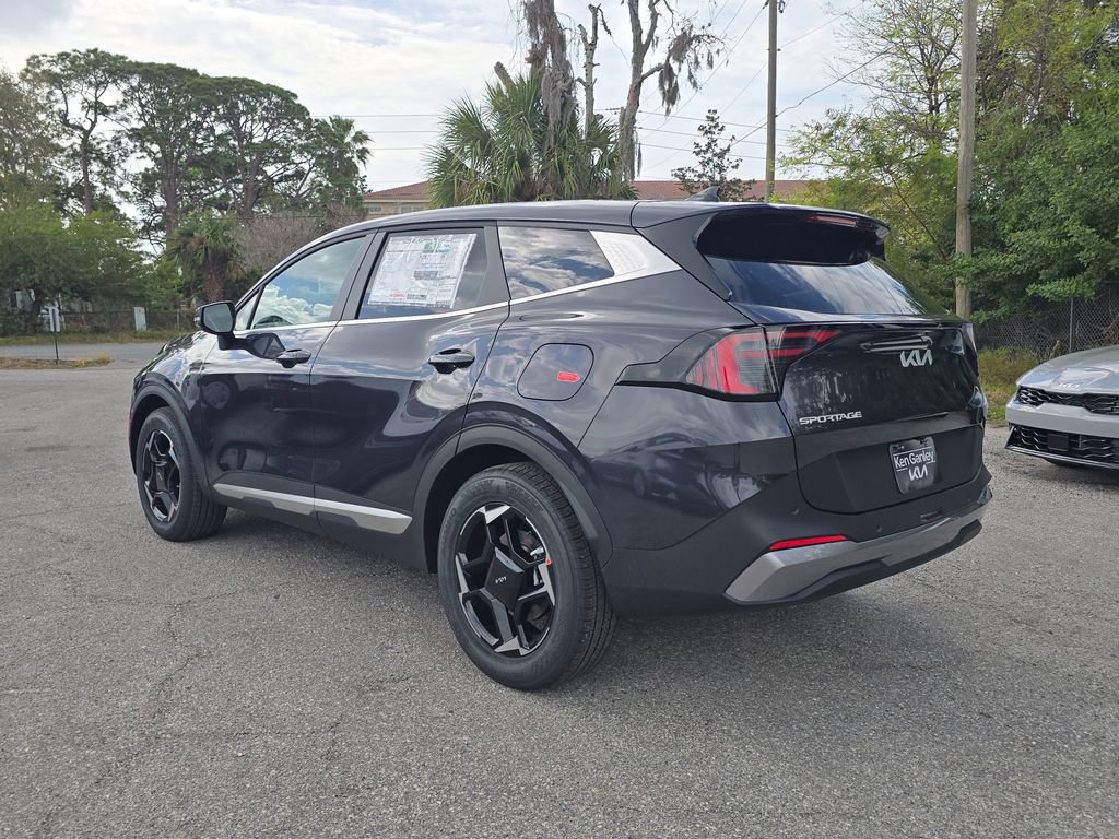 New 2026 Kia Sportage EX image 6