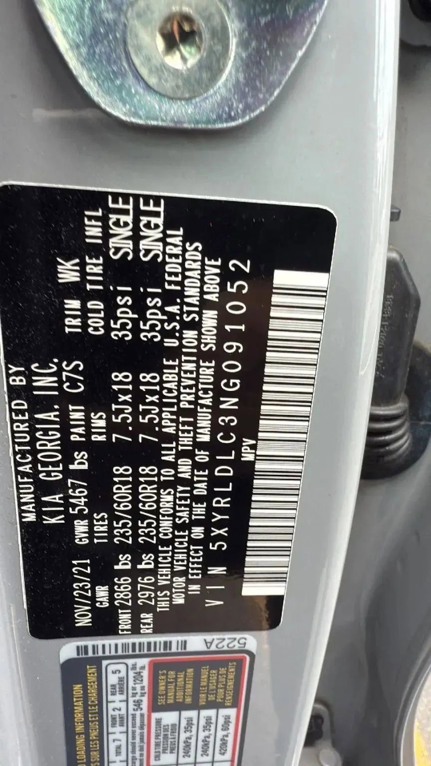 Used 2022 Kia Sorento S w/ Panoramic Sunroof Package image 34