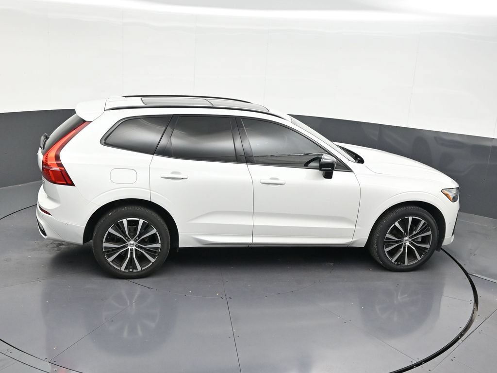 Certified 2024 Volvo XC60 B5 Plus w/ Climate Package AWD/4WD image 20