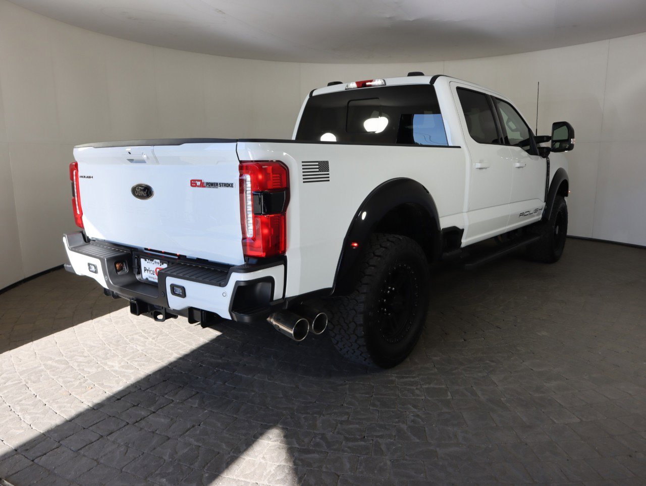 Used 2025 Ford F250 Lariat w/ Lariat Ultimate Package image 10