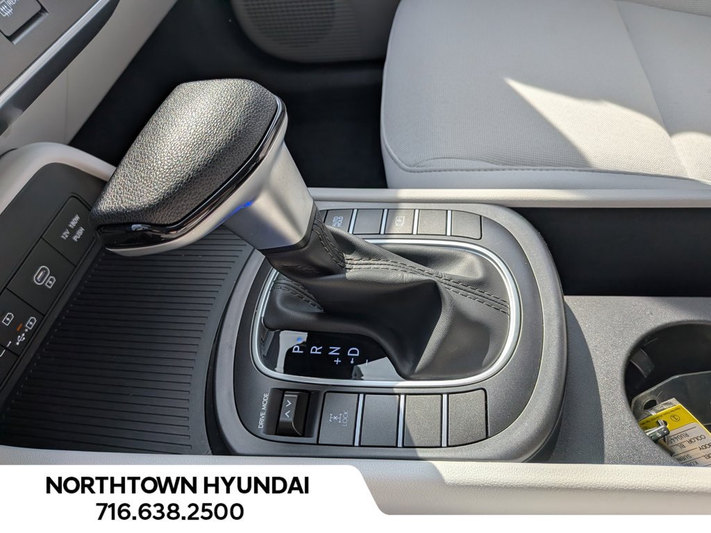Certified 2024 Hyundai Kona SE AWD/4WD image 14