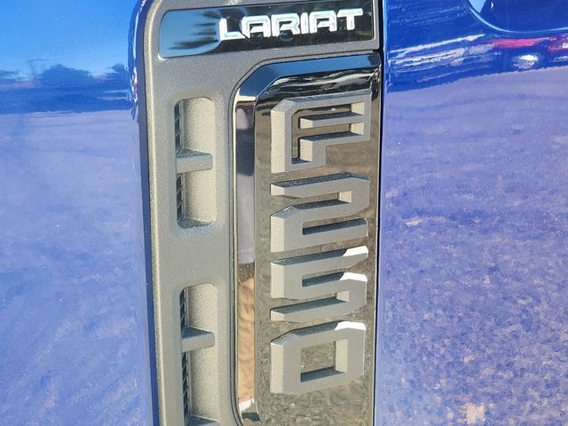 New 2026 Ford F250 Lariat w/ Black Appearance Package AWD/4WD image 17
