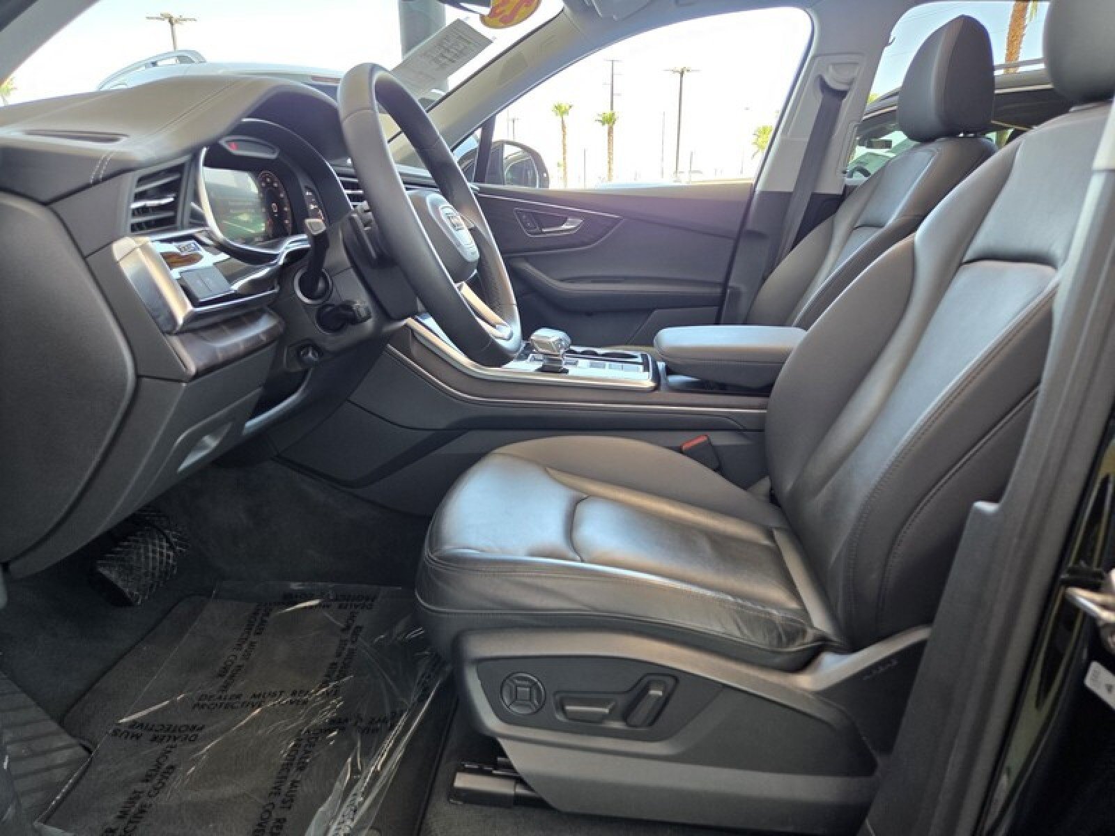 Used 2023 Audi Q7 3.0T Premium Plus w/ Premium Plus Package AWD/4WD image 13