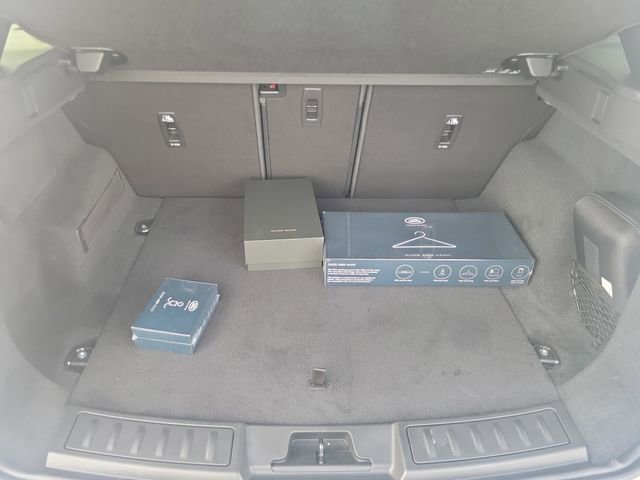 Used 2025 Land Rover Range Rover Evoque S AWD/4WD image 12