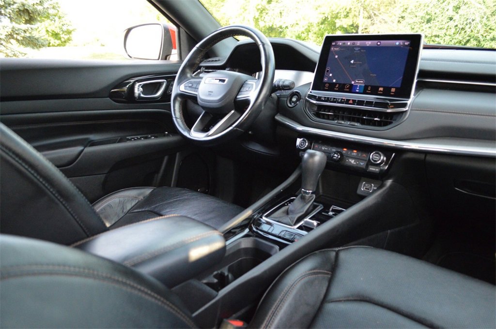 Used 2022 Jeep Compass Limited w/ (RED) Package image 36