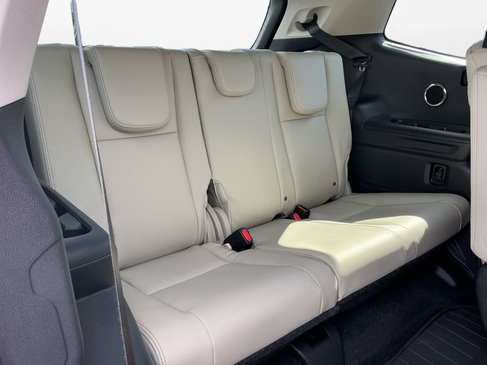 New 2026 Subaru Ascent Limited image 13